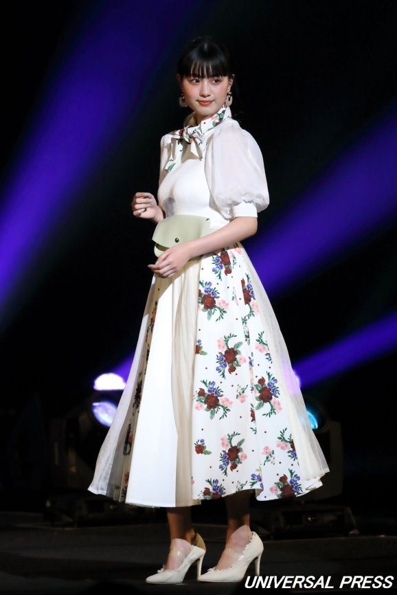 鶴嶋乃愛
