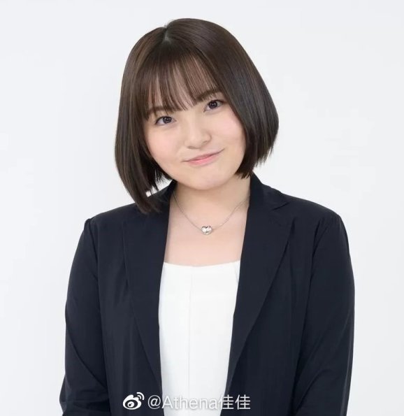 鈴木梨央