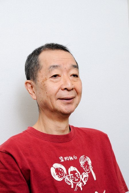 綾田俊樹