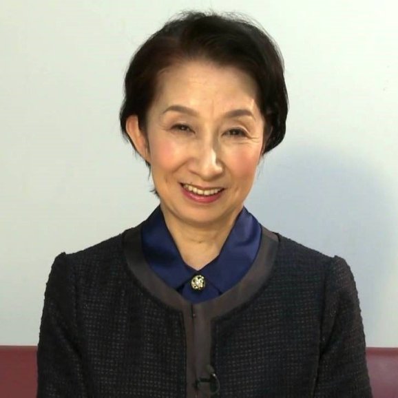 鷲尾真知子