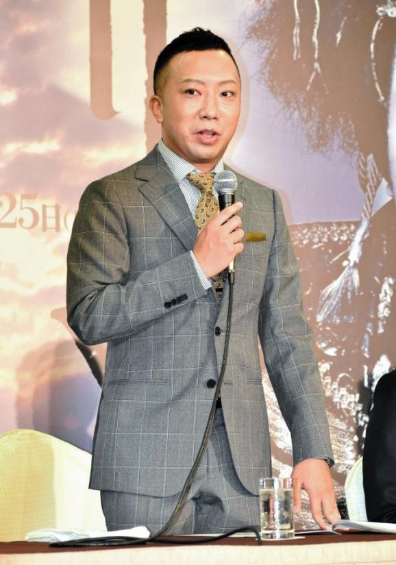 二代目市川亀治郎