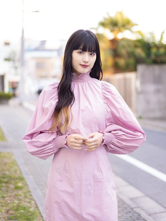 鶴嶋乃愛