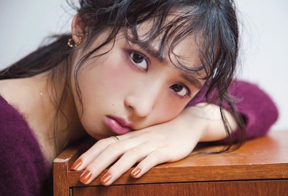 小栗有以