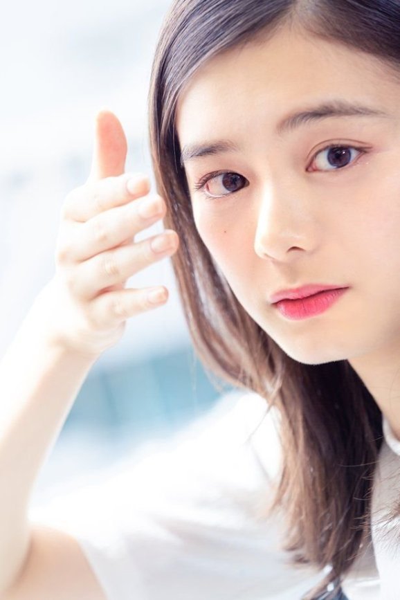 紺野彩夏