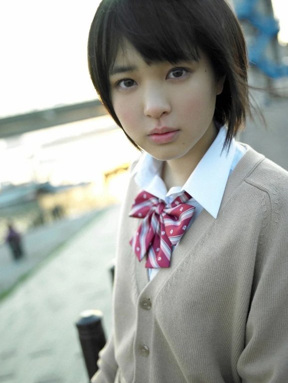 荒井萌