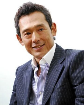 Tsurumi Shingo