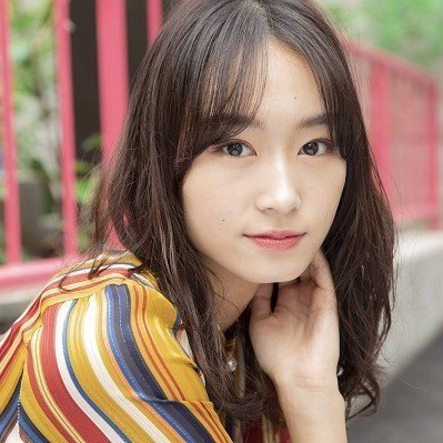 真崎かれん