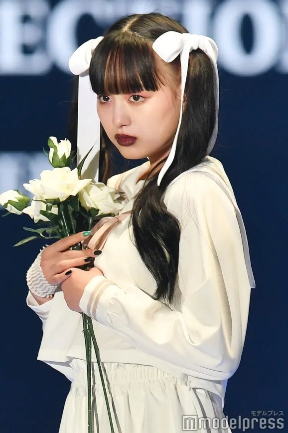 鶴嶋乃愛