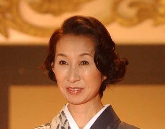 鷲尾真知子