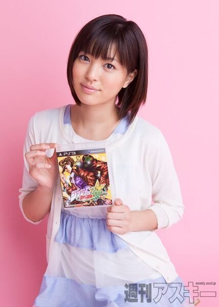 荒井萌
