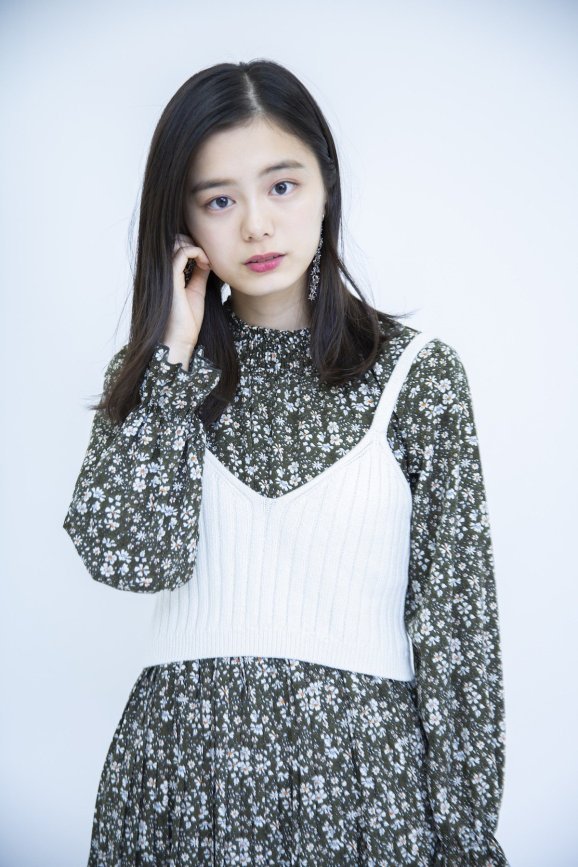 紺野彩夏