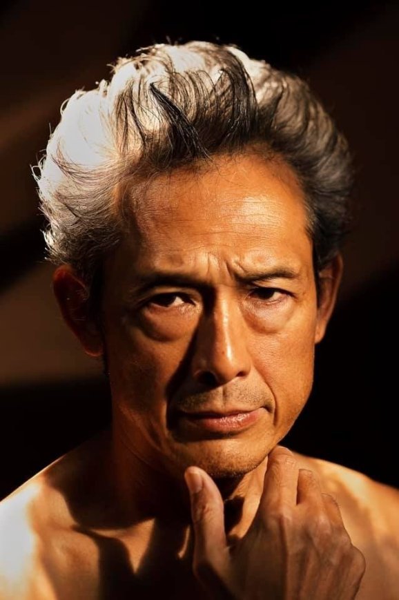 Tsurumi Shingo