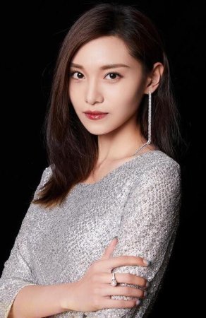Ван Цзя Нин / Wang Jia Ning