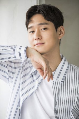 Го Кён Пё / Go Kyung Pyo