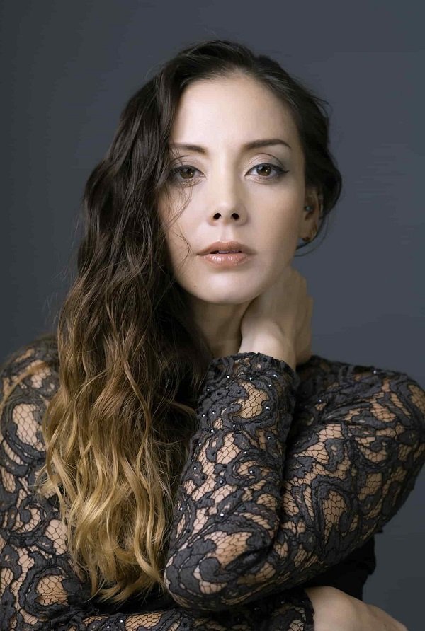 Цутия Анна / Tsuchiya Anna