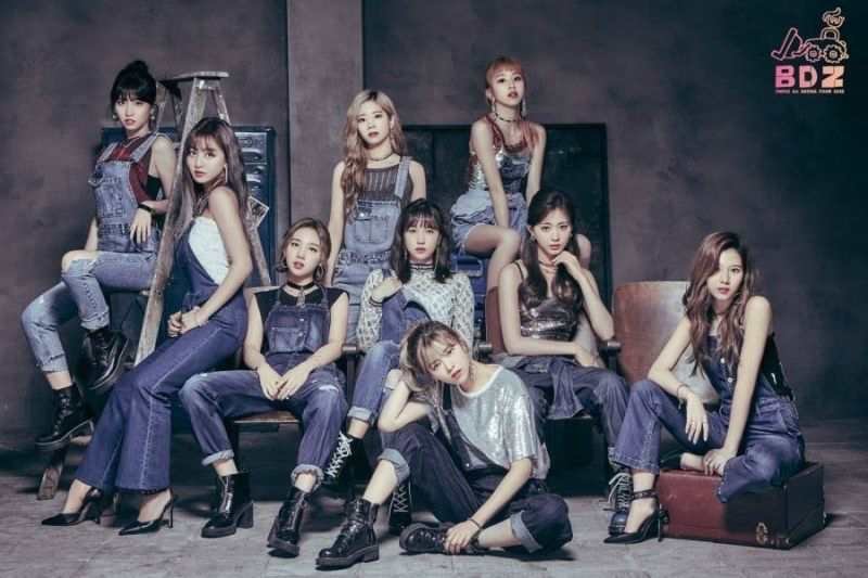 TWICE: руки прочь от японских зрителей!