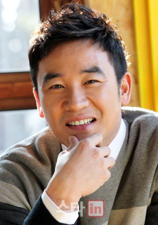 Ом Тхэ Ун / Uhm Tae Woong