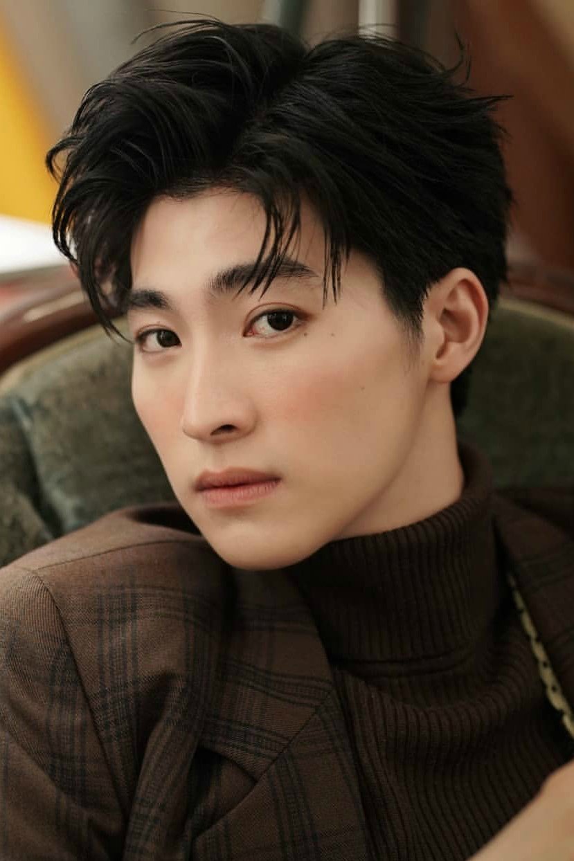 Блу Понтиват Танванчарын / Blue Pongtiwat Tangwancharoen